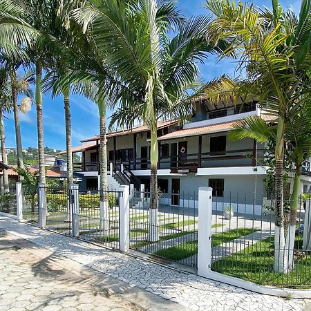 Residencial Verdes Mares Бомбиньяс Экстерьер фото
