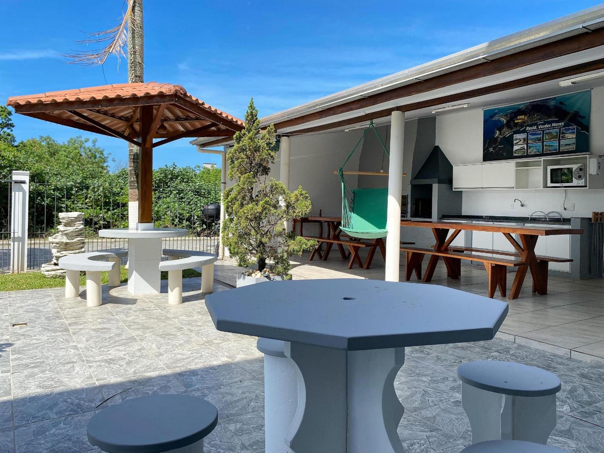 Residencial Verdes Mares Бомбиньяс Экстерьер фото